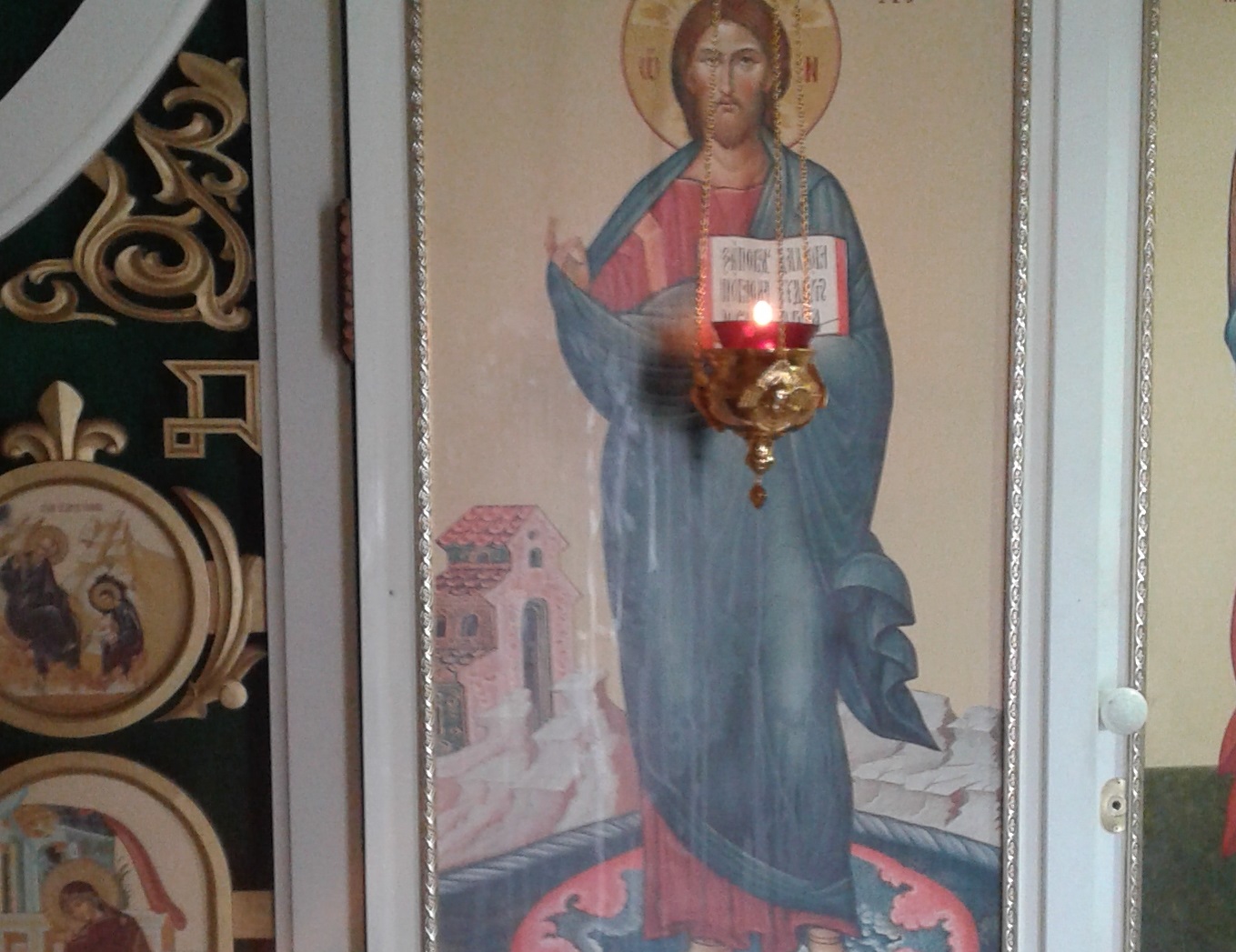 Мироточивая икона Иисуса Христа в храме святого Иоанна Русского, 1 июня 2018 года 